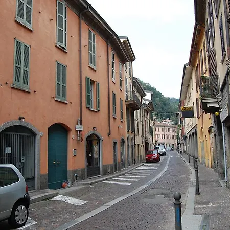 La Corte Fiorita Como