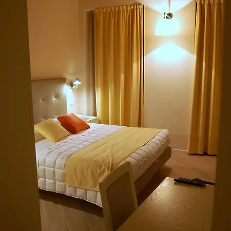 La Corte Fiorita Guest house 2*