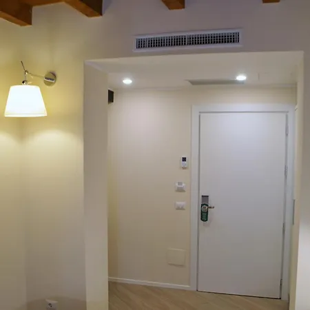 La Corte Fiorita 2*