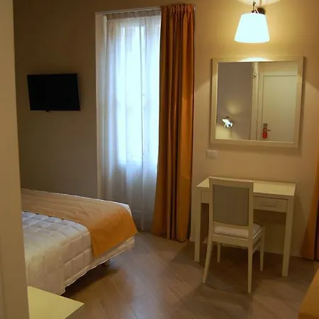 La Corte Fiorita Guest house Como