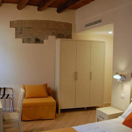 La Corte Fiorita Guest house