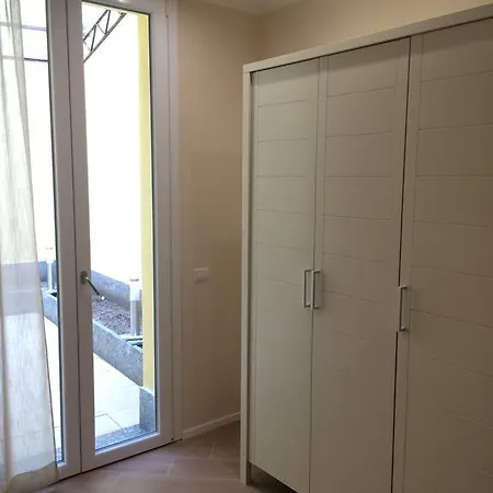 Guest house La Corte Fiorita 2*